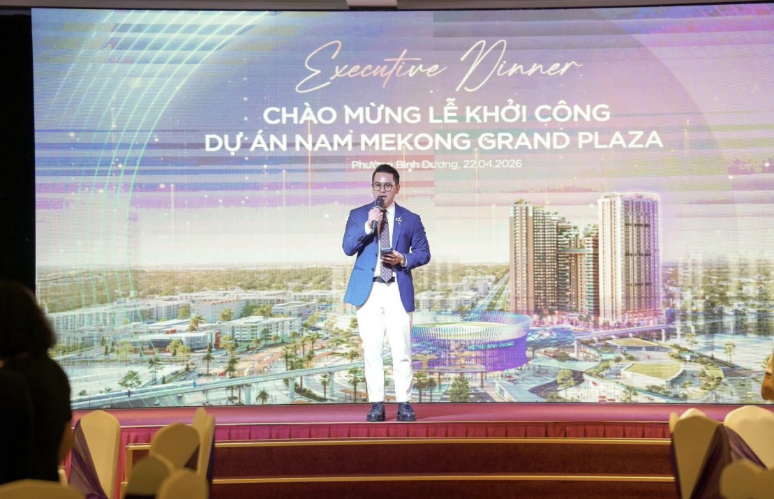 Toàn cảnh sân khấu Executive Dinner chào mừng Lễ khởi công dự án Nam Mekong Grand Plaza