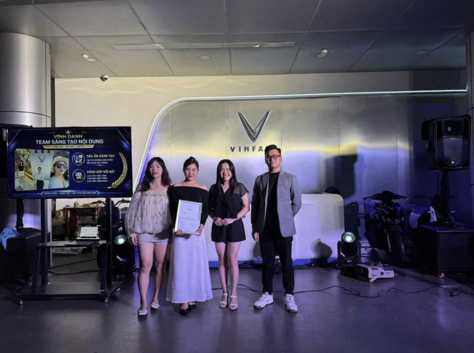 Hệ thống ánh sáng, loa và màn hình do NTSax Media Entertainment lắp đặt cho chương trình tổng kết VinFast Nam Thái